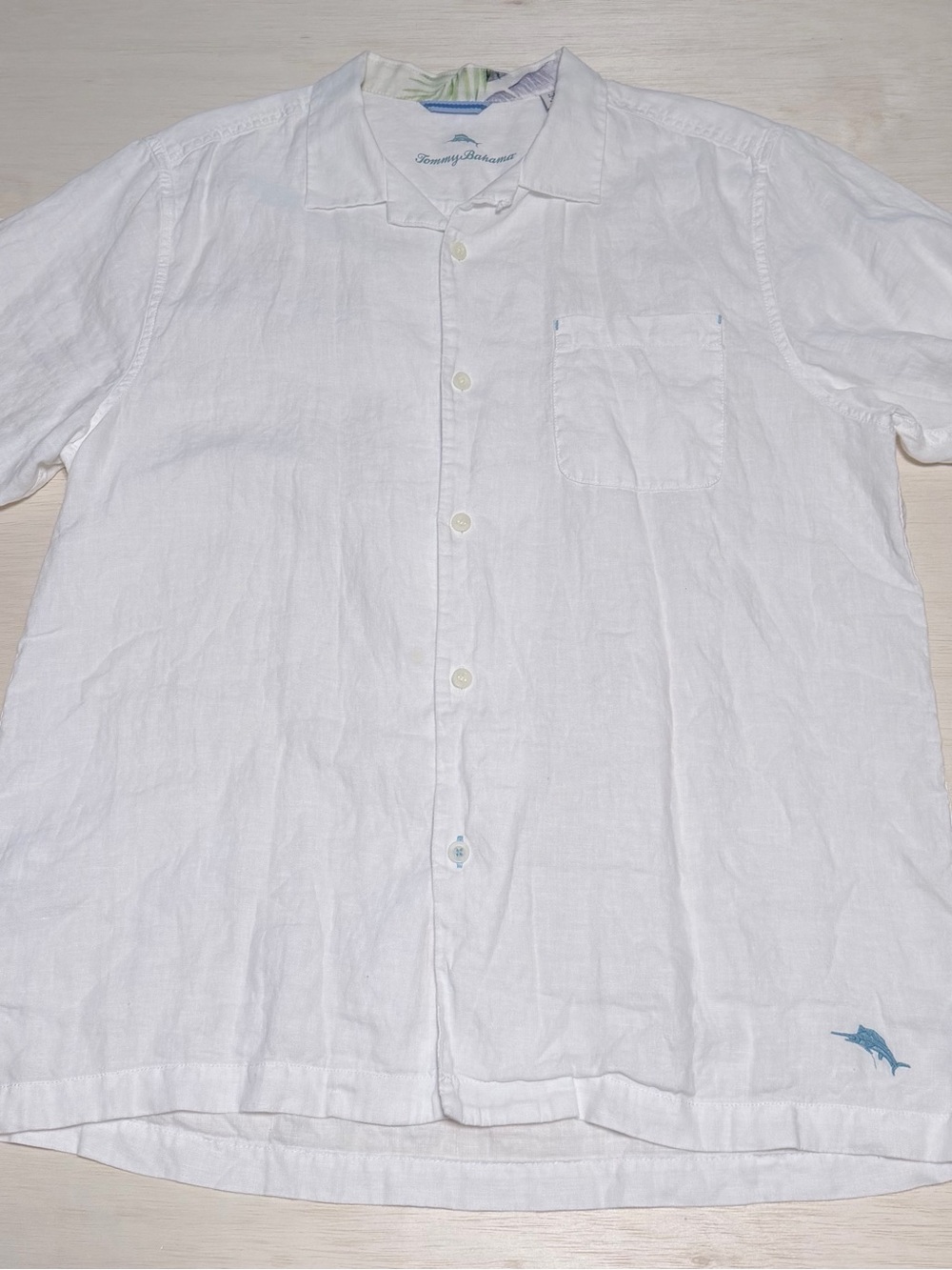 Tommy Bahama White Linen Short-Sleeve Button Up Resort Style Shirt